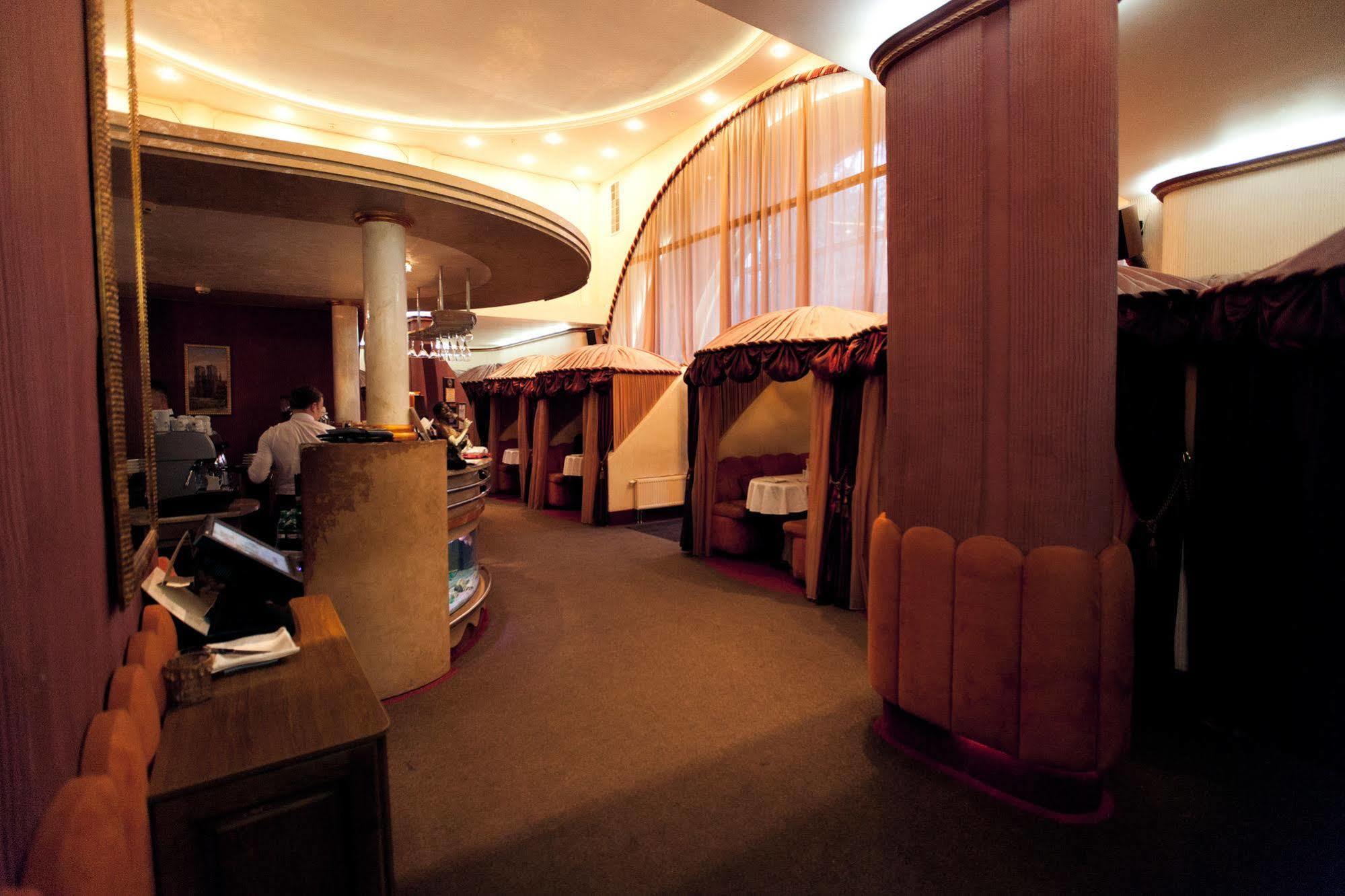 Delice Otel Lviv Dış mekan fotoğraf